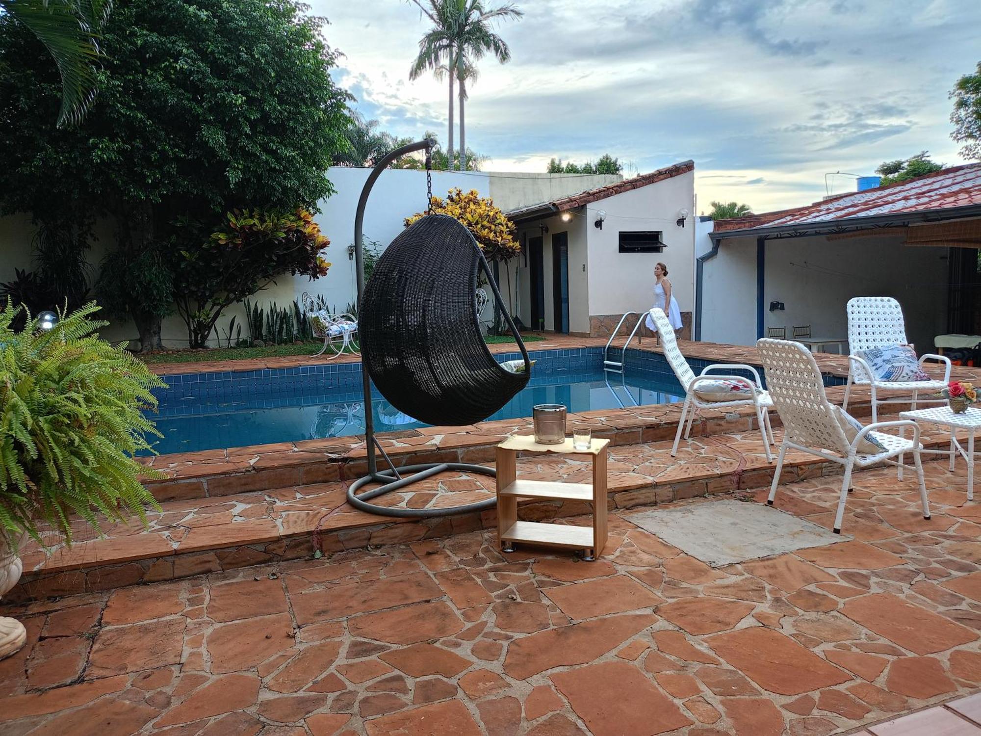 Residencia-Univ Apartment Ciudad del Este Exterior foto